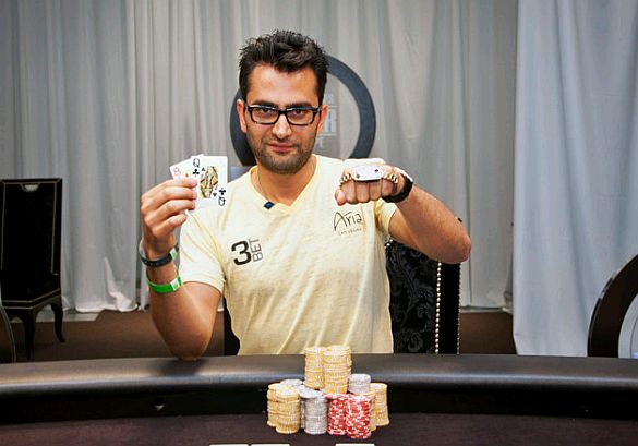 AntonioEsfandiari