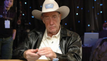 Doyle Brunson má rakovinu kože, našťastie liečiteľnú