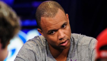 Phil „Polarizing“ Ivey je pri chuti +$700,000!