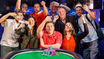 WSOP 2015 Event #15: Shaun Deeb získal prvý náramok v $10K PLH Championshipe!