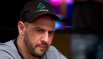 Michael Mizrachi vedie $50,000 Poker Players Championship, Ivey s big stackom!