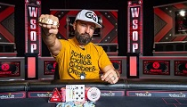 Dokázal to! Daniel Negreanu získal WSOP náramok #7 na $50,000 Poker Players Championship!