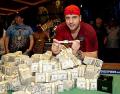 WSOP 2010 - Day 5: Bratia Mizrachiovci si vymenili pozície