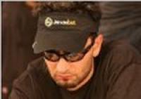 Profil: Antonio Esfandiari